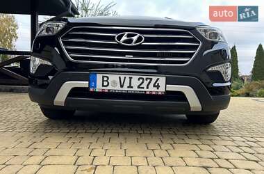 Внедорожник / Кроссовер Hyundai Grand Santa Fe 2015 в 