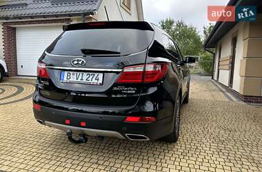 Внедорожник / Кроссовер Hyundai Grand Santa Fe 2015 в 