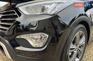 Внедорожник / Кроссовер Hyundai Grand Santa Fe 2015 в 