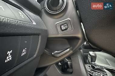 Внедорожник / Кроссовер Hyundai Grand Santa Fe 2015 в 