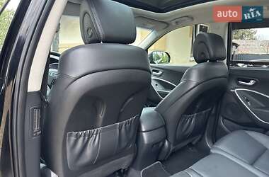 Внедорожник / Кроссовер Hyundai Grand Santa Fe 2015 в 