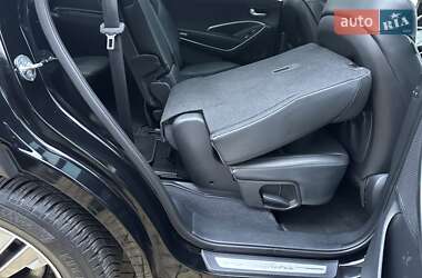 Внедорожник / Кроссовер Hyundai Grand Santa Fe 2015 в 