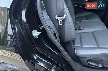 Внедорожник / Кроссовер Hyundai Grand Santa Fe 2015 в 