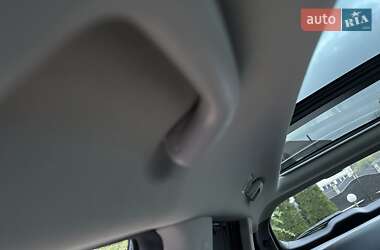 Внедорожник / Кроссовер Hyundai Grand Santa Fe 2015 в 