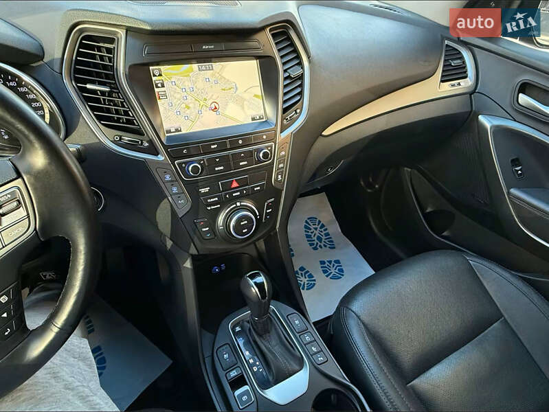 Внедорожник / Кроссовер Hyundai Grand Santa Fe 2018 в Ивано-Франковске