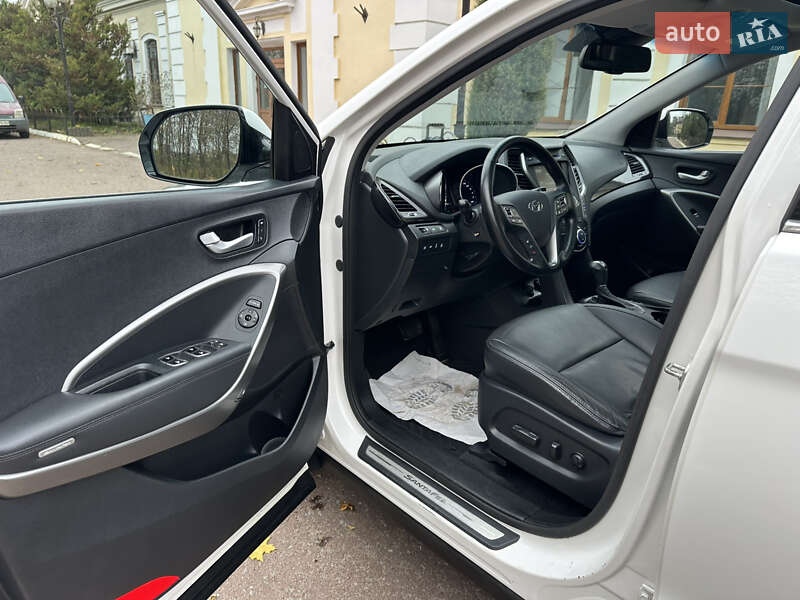 Внедорожник / Кроссовер Hyundai Grand Santa Fe 2014 в Радивилове фото 18 Внедорожник / Кроссовер Hyundai Grand Santa Fe 2014 в Радивилове