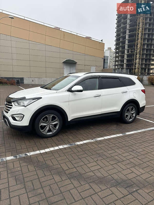 Hyundai Grand Santa Fe 2015 Hyundai Grand Santa Fe 2015