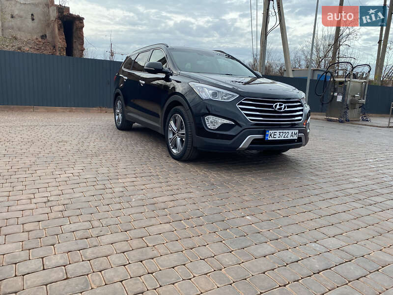 Внедорожник / Кроссовер Hyundai Grand Santa Fe 2014 в Кривом Роге
