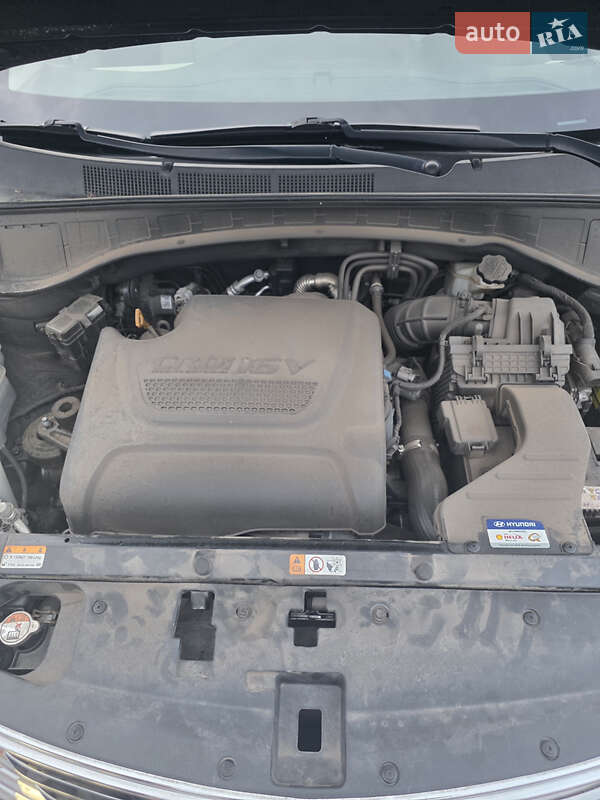 Внедорожник / Кроссовер Hyundai Grand Santa Fe 2014 в Кривом Роге