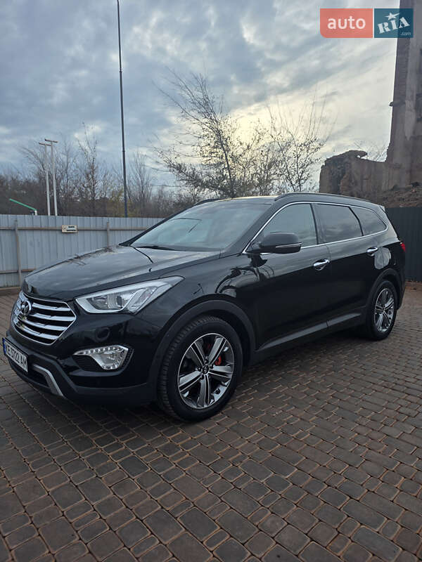 Внедорожник / Кроссовер Hyundai Grand Santa Fe 2014 в Кривом Роге