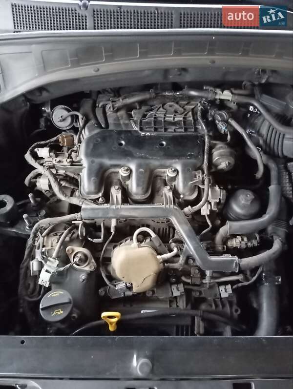 Внедорожник / Кроссовер Hyundai Grand Santa Fe 2015 в Каменском