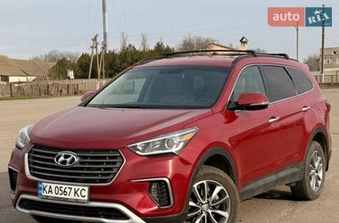 Внедорожник / Кроссовер Hyundai Grand Santa Fe 2016 в Тростянце
