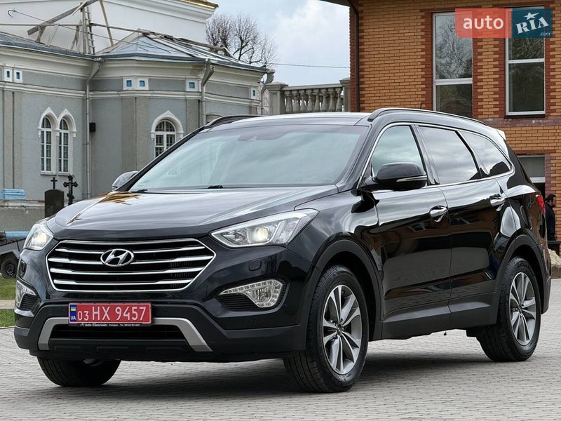 Hyundai Grand Santa Fe 2015