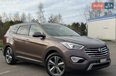 Позашляховик / Кросовер Hyundai Grand Santa Fe 2015 в Радивиліві
