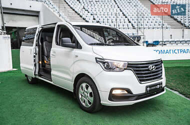 Минивэн Hyundai Grand Starex 2019 в 