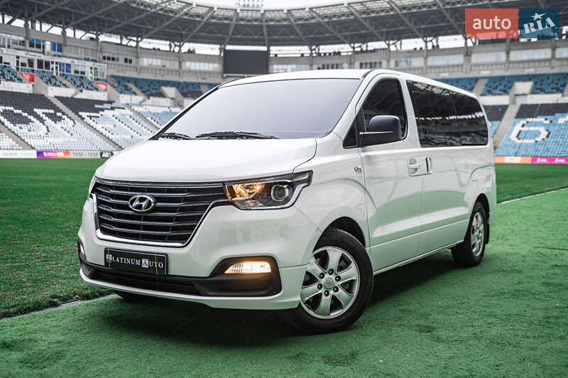 Hyundai Grand Starex 2019