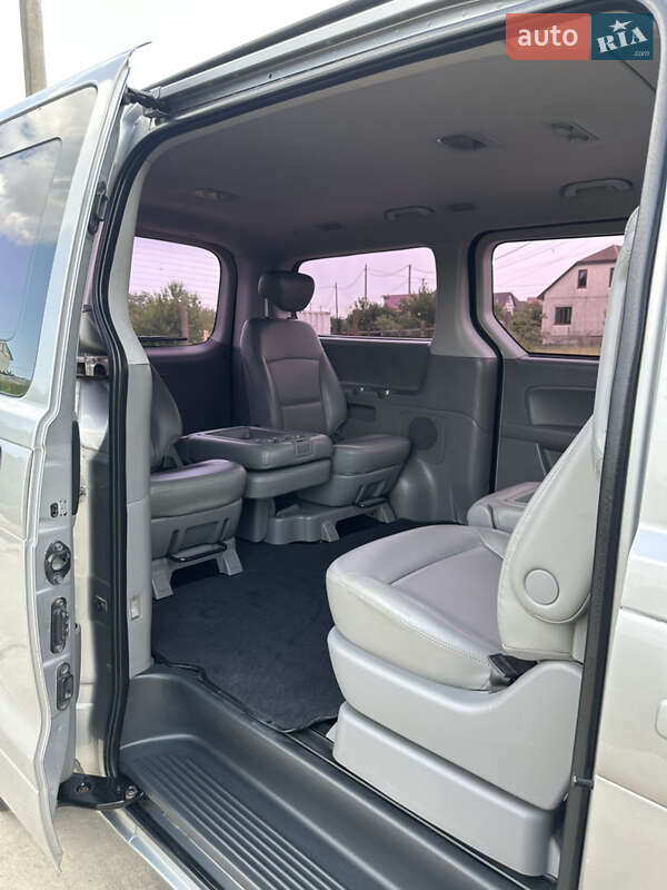 Мінівен Hyundai Grand Starex 2014 в Одесі