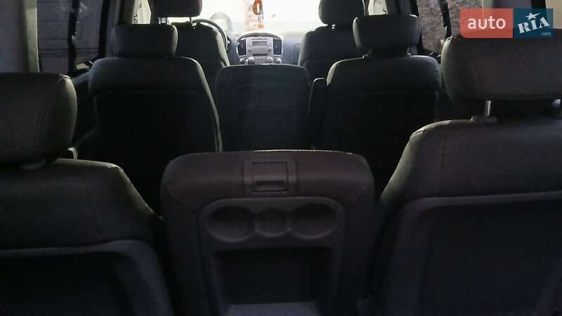 Минивэн Hyundai Grand Starex 2010 в Николаеве