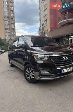 Мінівен Hyundai Grand Starex 2018 в Києві