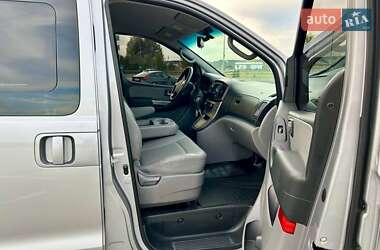 Минивэн Hyundai Grand Starex 2017 в 