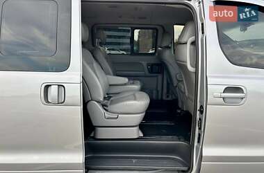 Минивэн Hyundai Grand Starex 2017 в 