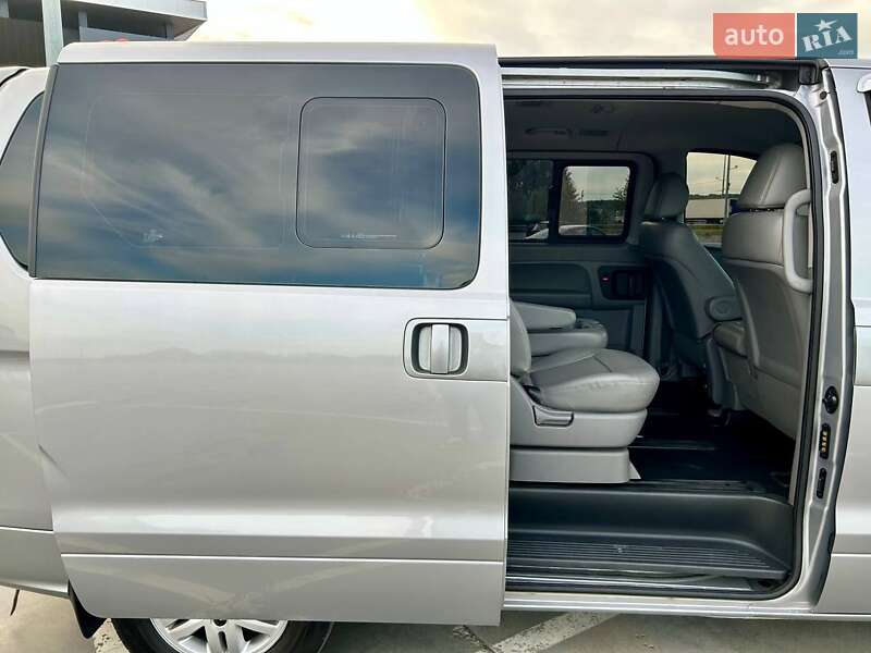 Минивэн Hyundai Grand Starex 2017 в Киеве фото 41 Минивэн Hyundai Grand Starex 2017 в Киеве