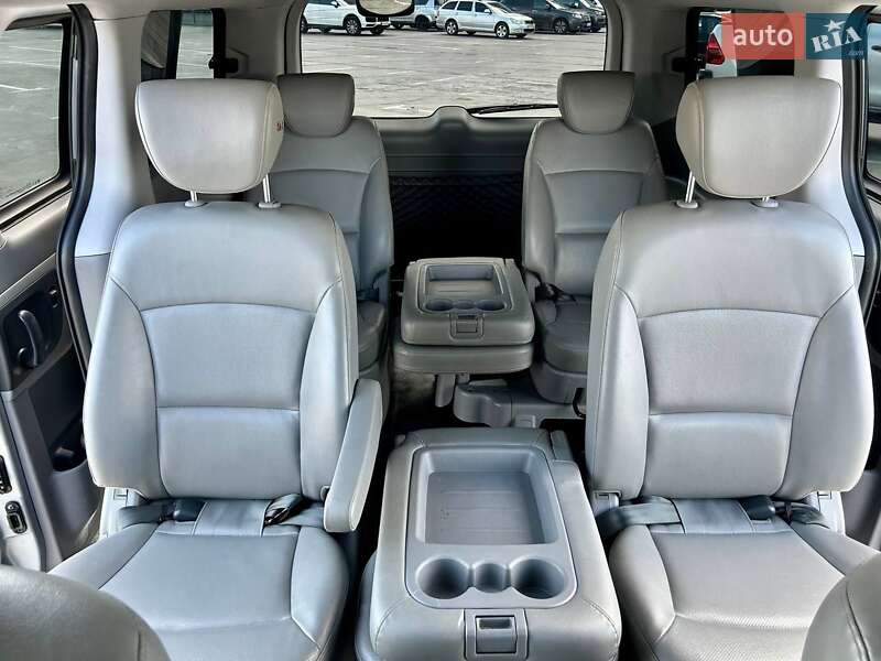 Минивэн Hyundai Grand Starex 2017 в Киеве фото 87 Минивэн Hyundai Grand Starex 2017 в Киеве