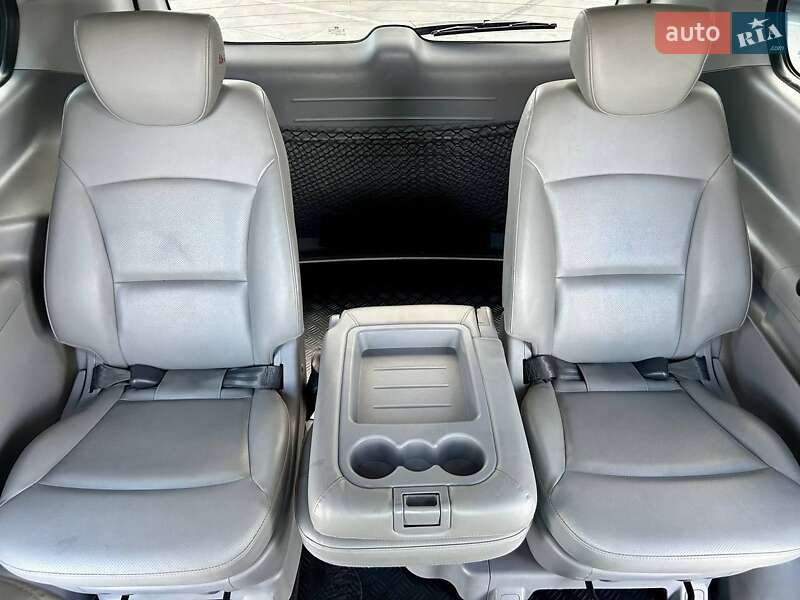Минивэн Hyundai Grand Starex 2017 в Киеве фото 97 Минивэн Hyundai Grand Starex 2017 в Киеве
