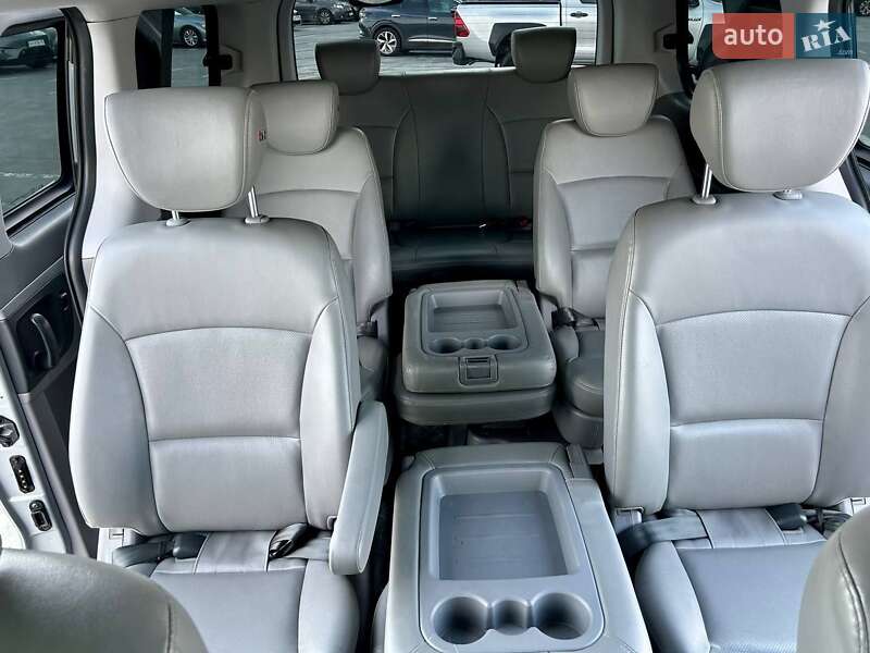 Минивэн Hyundai Grand Starex 2017 в Киеве фото 109 Минивэн Hyundai Grand Starex 2017 в Киеве