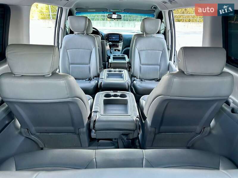 Минивэн Hyundai Grand Starex 2017 в Киеве фото 119 Минивэн Hyundai Grand Starex 2017 в Киеве