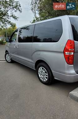 Мінівен Hyundai Grand Starex 2016 в Дніпрі
