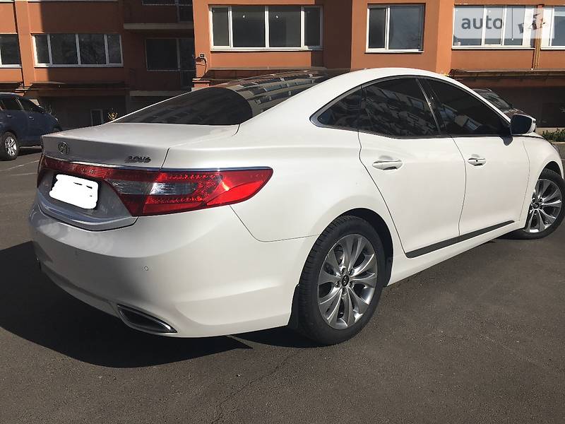 Седан Hyundai Grandeur 2013 в Одессе