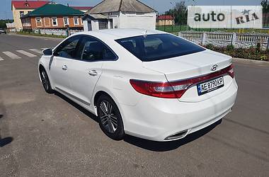 Седан Hyundai Grandeur 2013 в Харкові