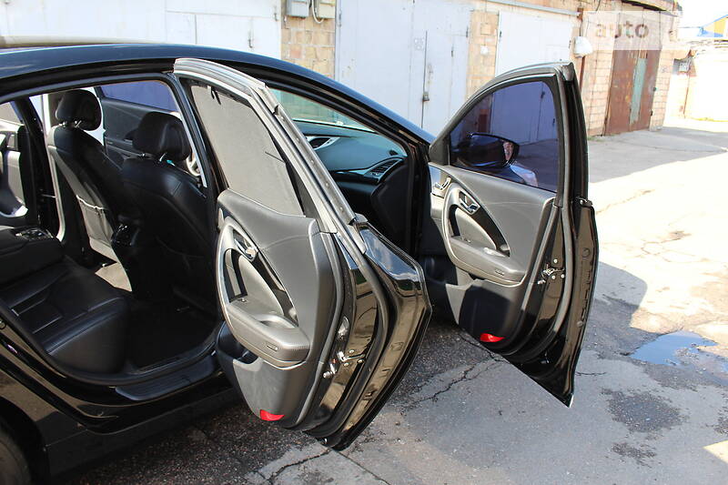 Седан Hyundai Grandeur 2013 в Києві