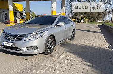 Седан Hyundai Grandeur 2012 в Смеле