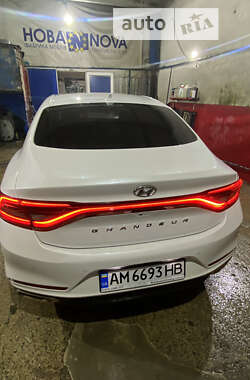 Седан Hyundai Grandeur 2017 в Хмельницькому