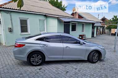 Седан Hyundai Grandeur 2013 в Кривому Розі