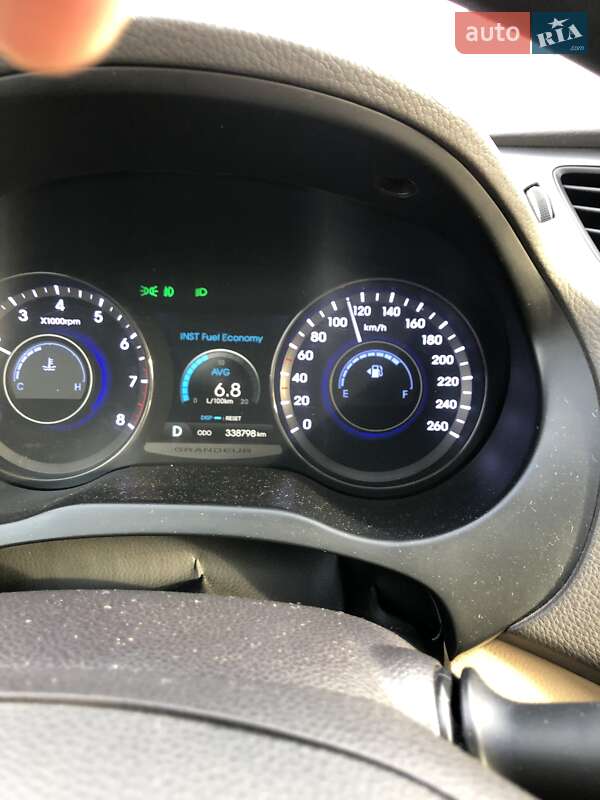 Седан Hyundai Grandeur 2013 в Києві фото 41 Седан Hyundai Grandeur 2013 в Києві