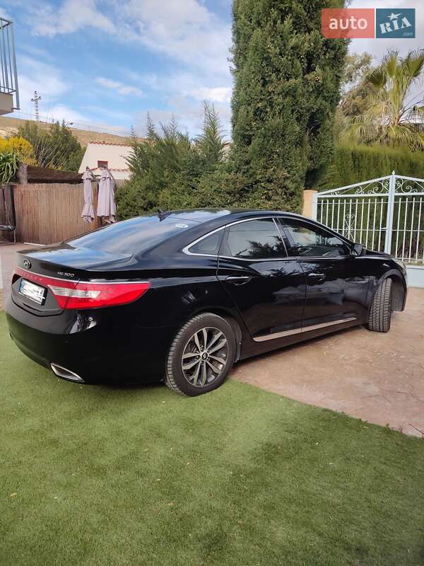 Седан Hyundai Grandeur 2011 в Кропивницькому