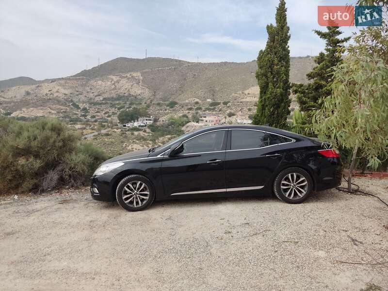 Седан Hyundai Grandeur 2011 в Кропивницькому