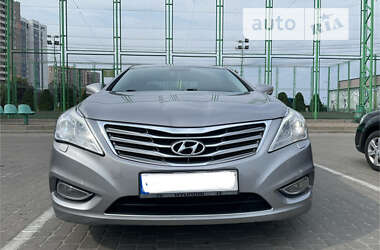 Седан Hyundai Grandeur 2012 в Черкасах