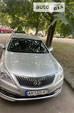 Седан Hyundai Grandeur 2011 в Житомирі