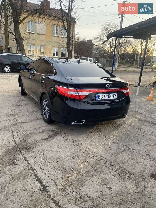 Седан Hyundai Grandeur 2013 в Львові фото 12 Седан Hyundai Grandeur 2013 в Львові