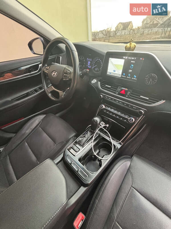 Седан Hyundai Grandeur 2019 в Киеве