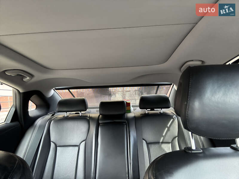 Седан Hyundai Grandeur 2013 в Києві