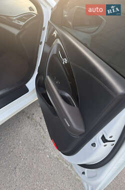 Седан Hyundai Grandeur 2014 в 