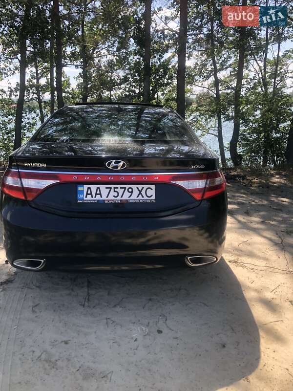 Седан Hyundai Grandeur 2013 в Києві фото 14 Седан Hyundai Grandeur 2013 в Києві