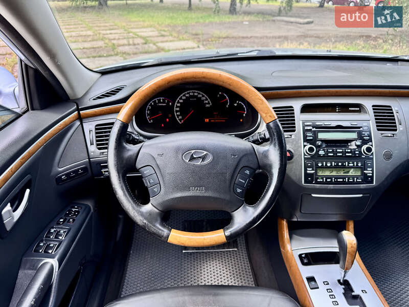 Седан Hyundai Grandeur 2006 в Києві