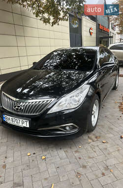 Седан Hyundai Grandeur 2015 в Одессе