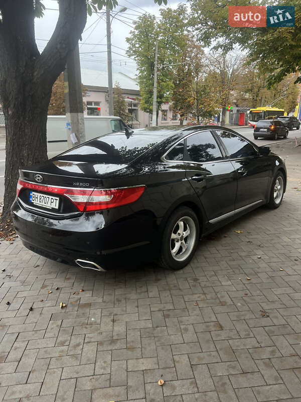 Седан Hyundai Grandeur 2015 в Одесі